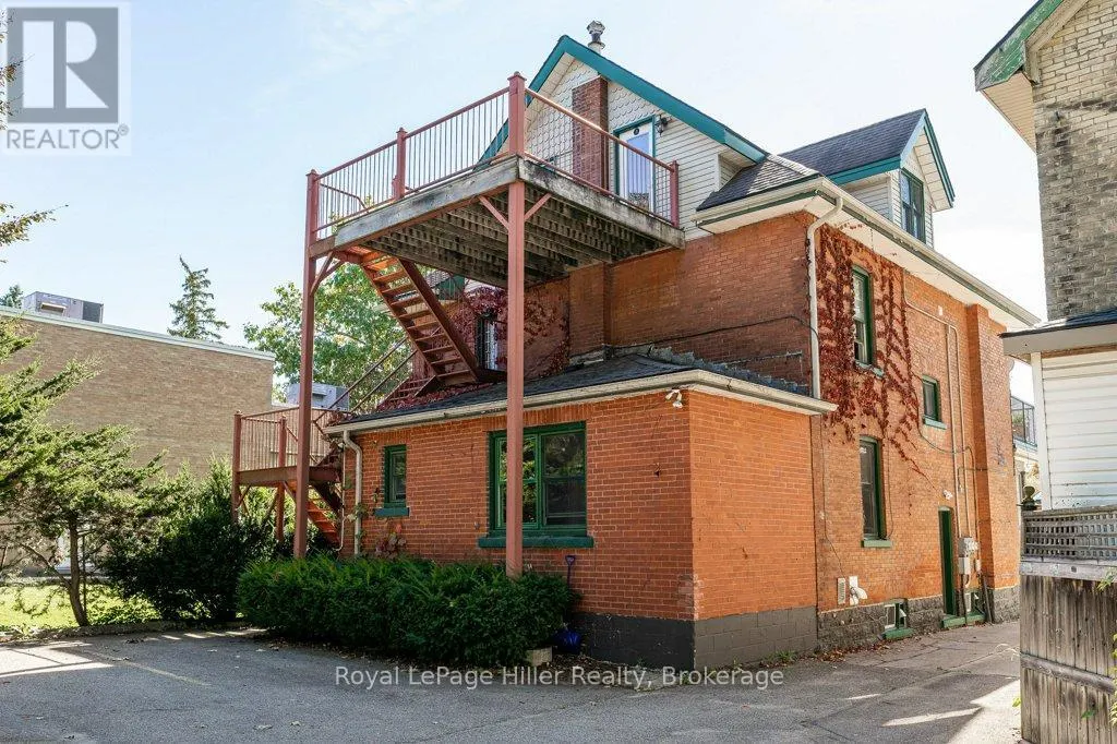 112 HURON STREET