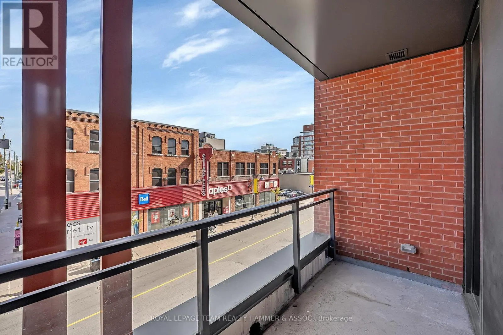210 - 10 JAMES STREET