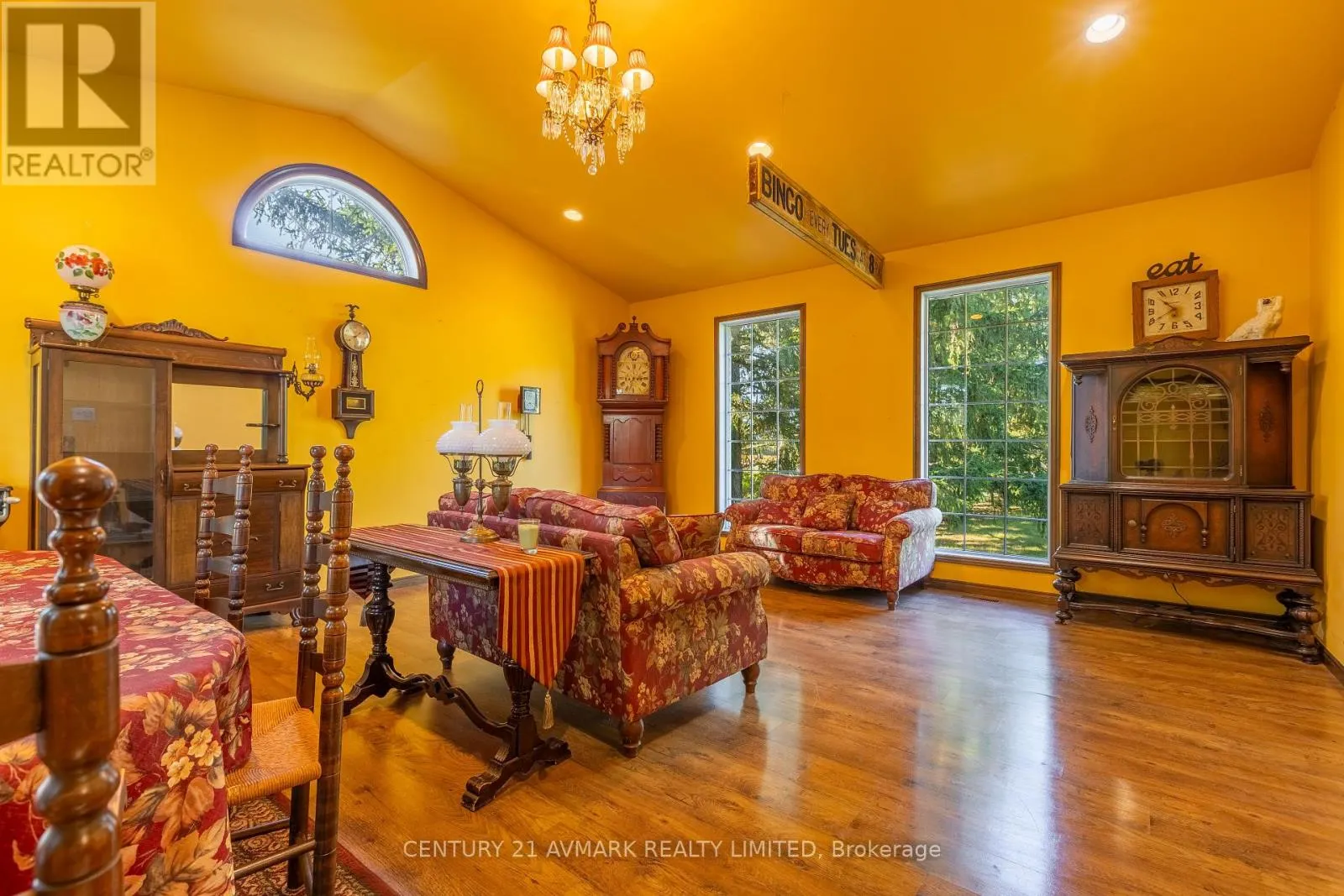 382 DOAN'S RIDGE ROAD