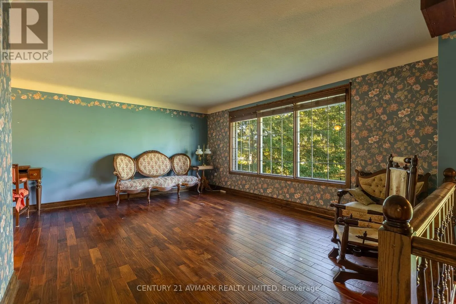 382 DOAN'S RIDGE ROAD