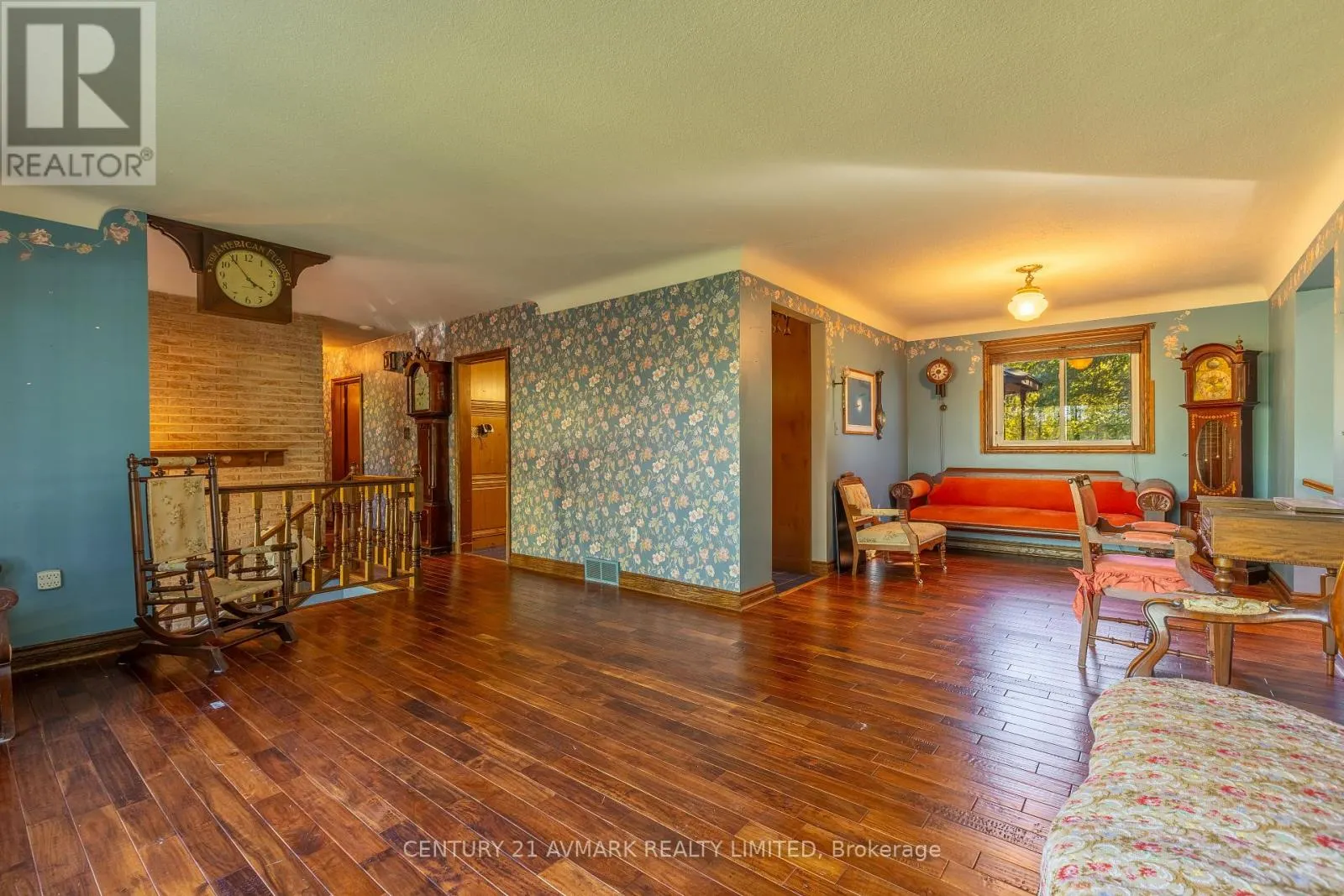 382 DOAN'S RIDGE ROAD