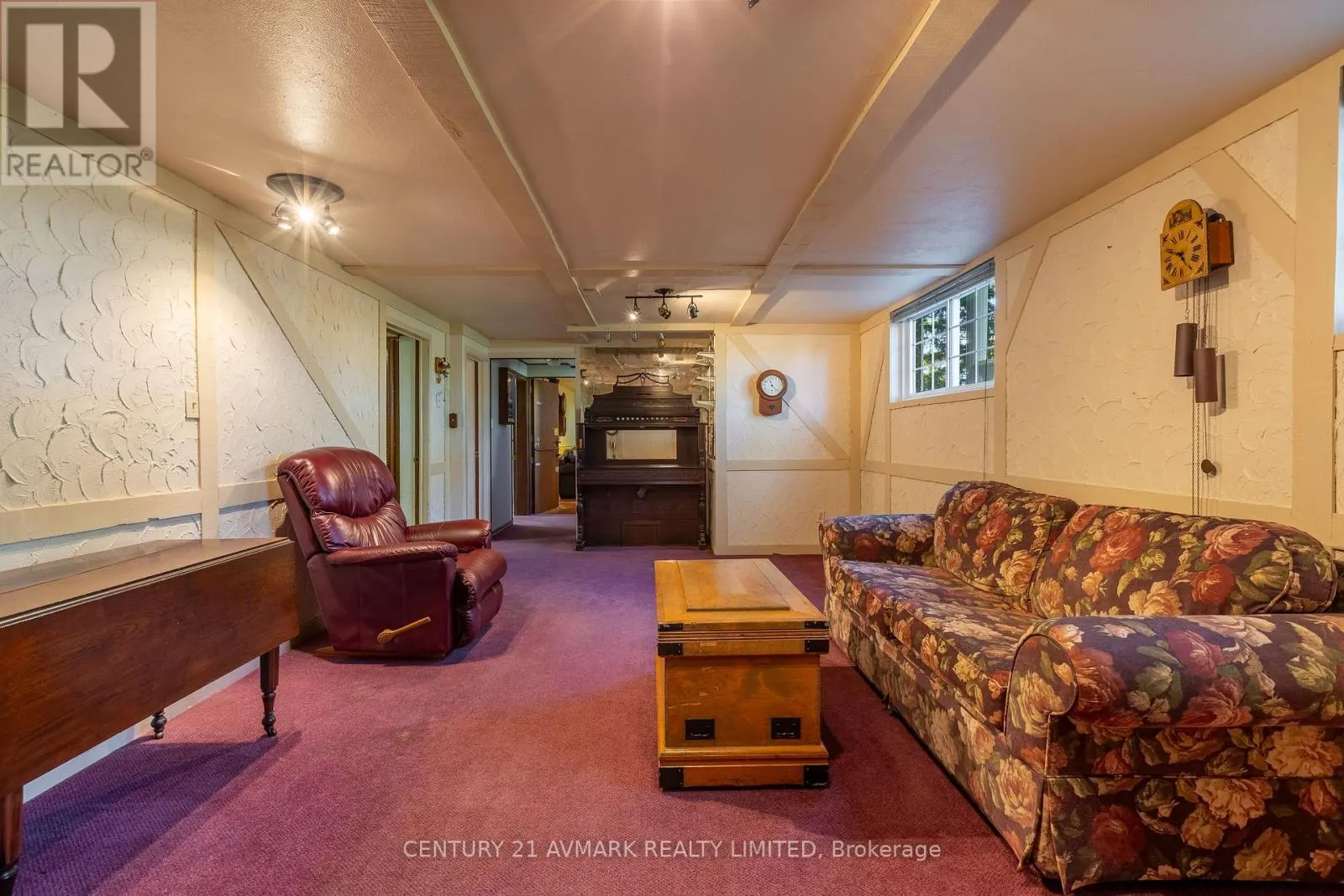 382 DOAN'S RIDGE ROAD