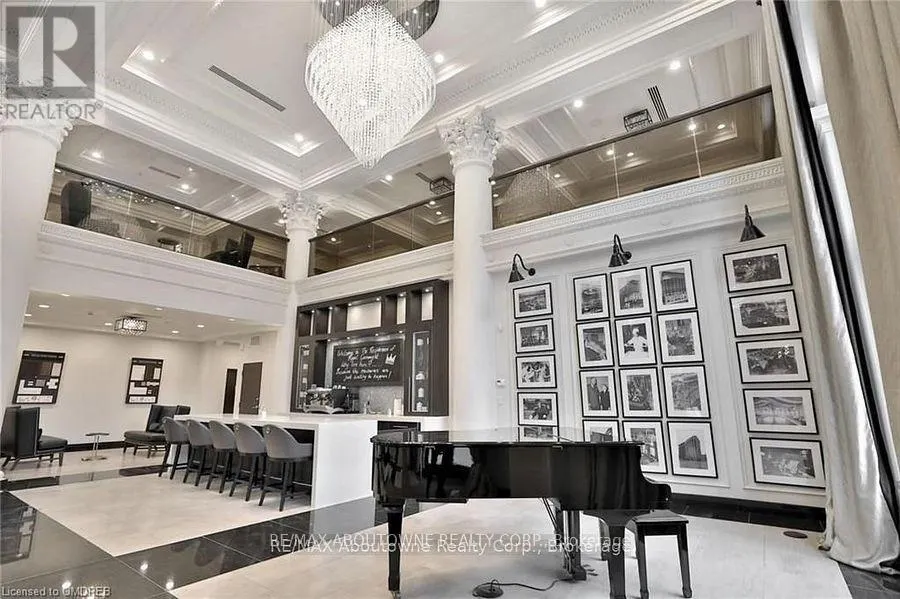 419 - 118 KING STREET E