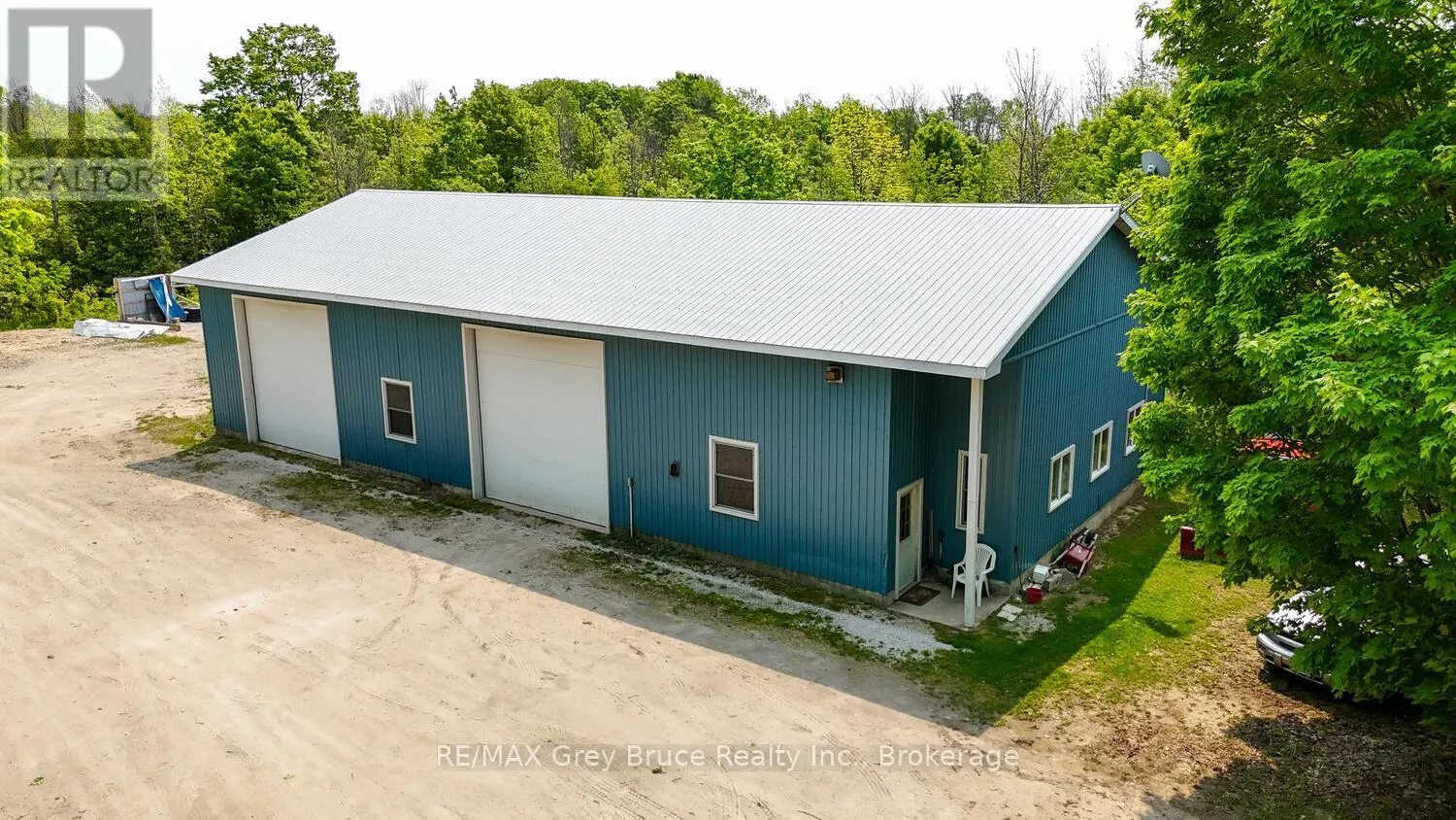 1033 BRUCE ROAD 9