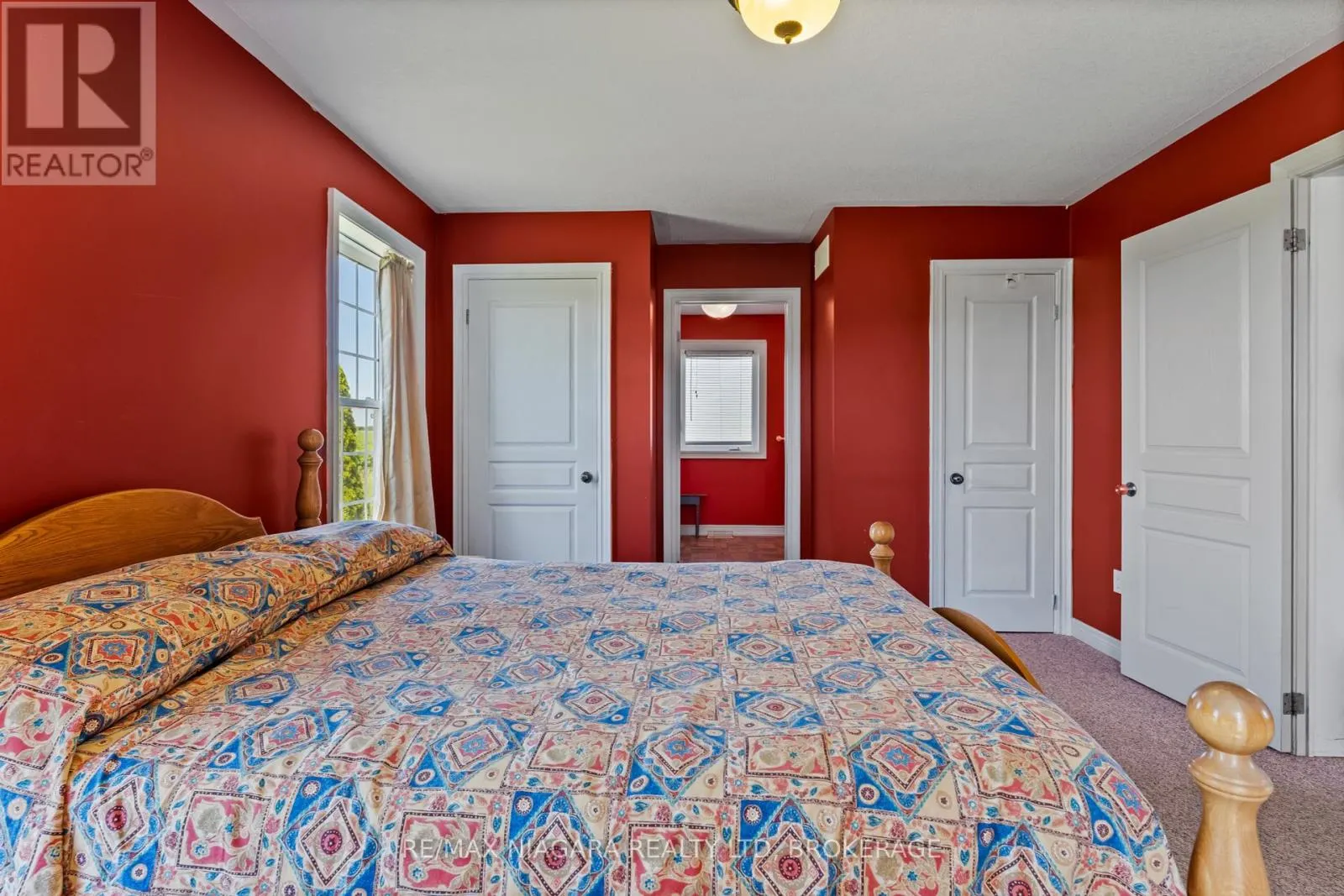 374 NIAGARA STONE ROAD