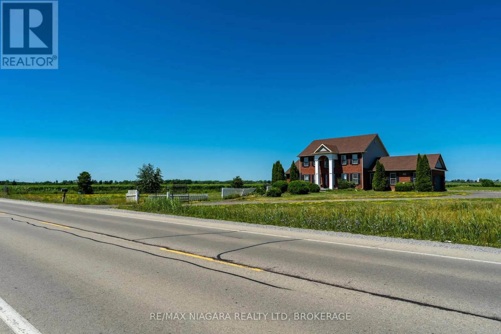 374 NIAGARA STONE ROAD