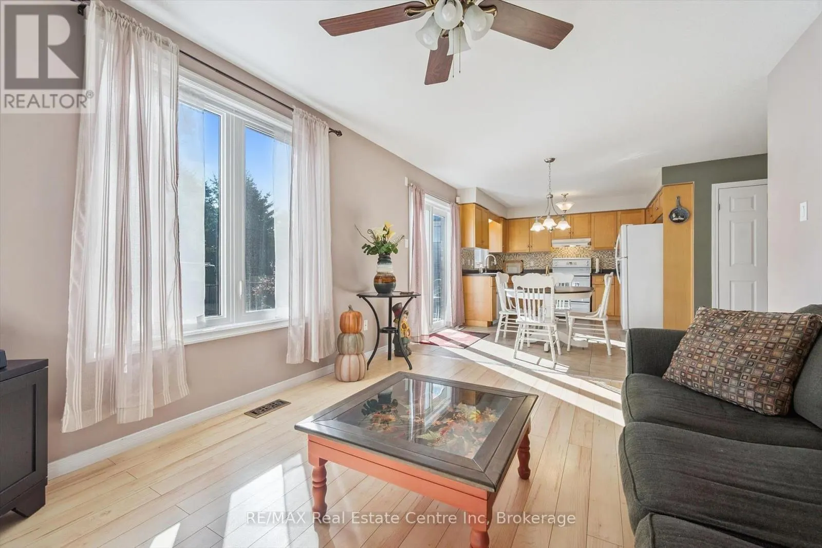 80 CLAIRFIELDS DRIVE W