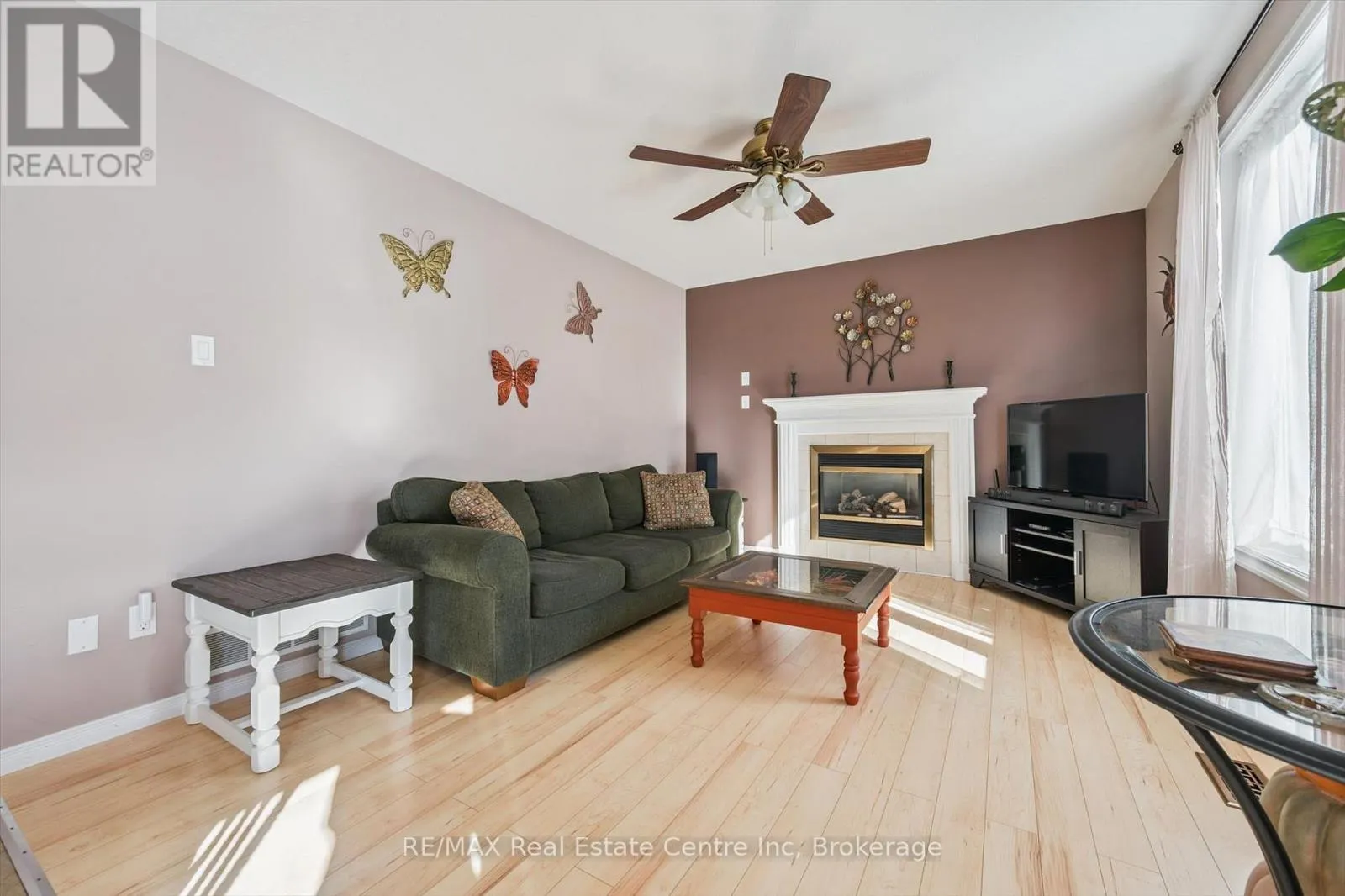 80 CLAIRFIELDS DRIVE W