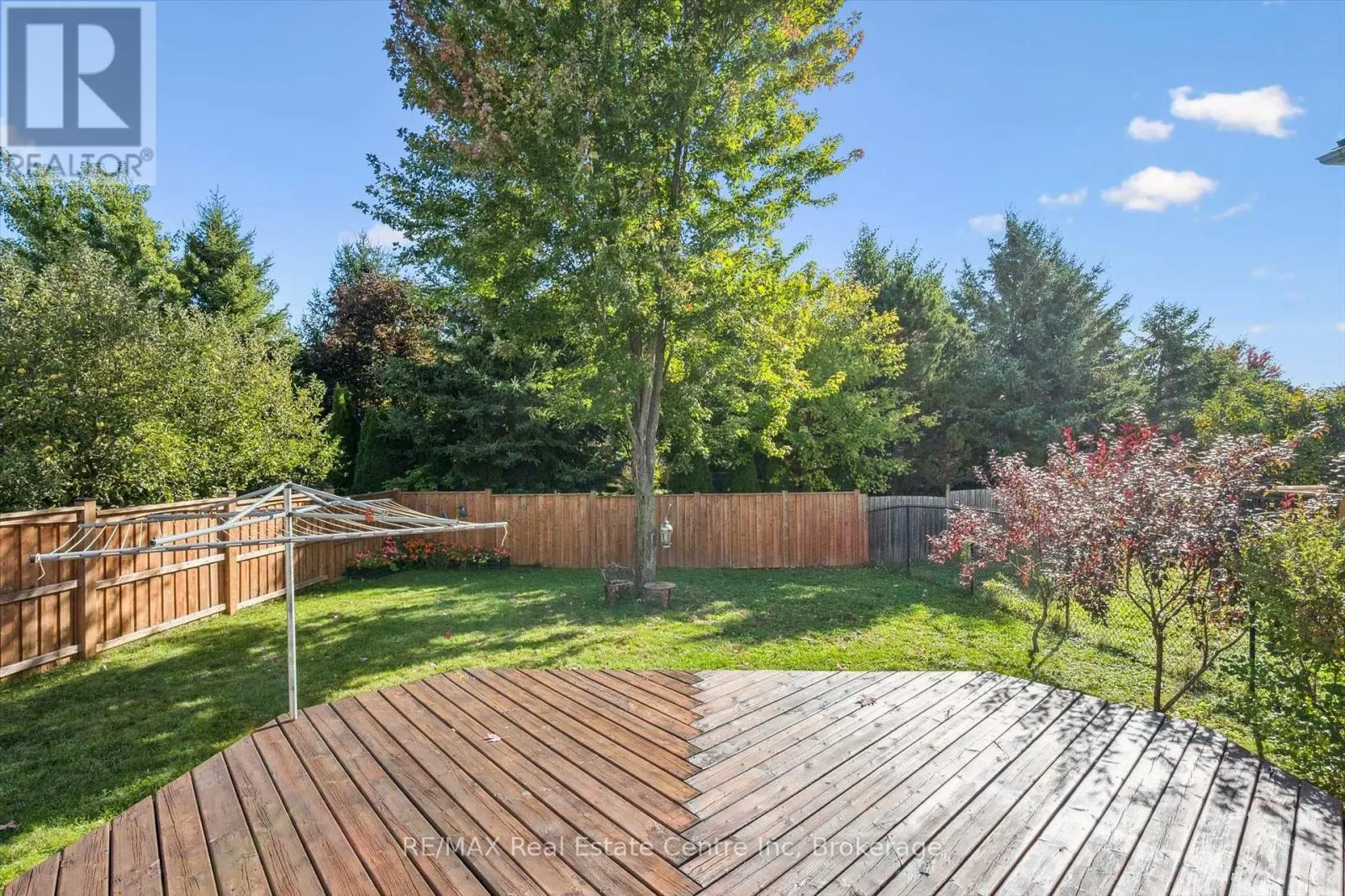 80 CLAIRFIELDS DRIVE W
