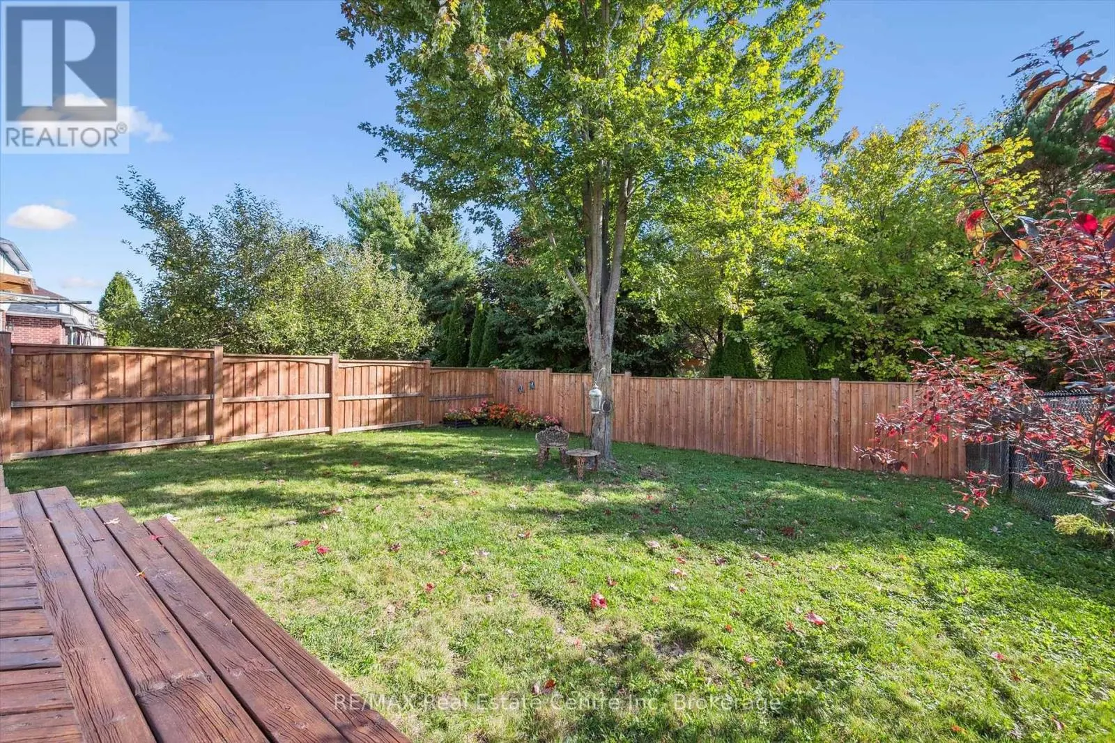 80 CLAIRFIELDS DRIVE W