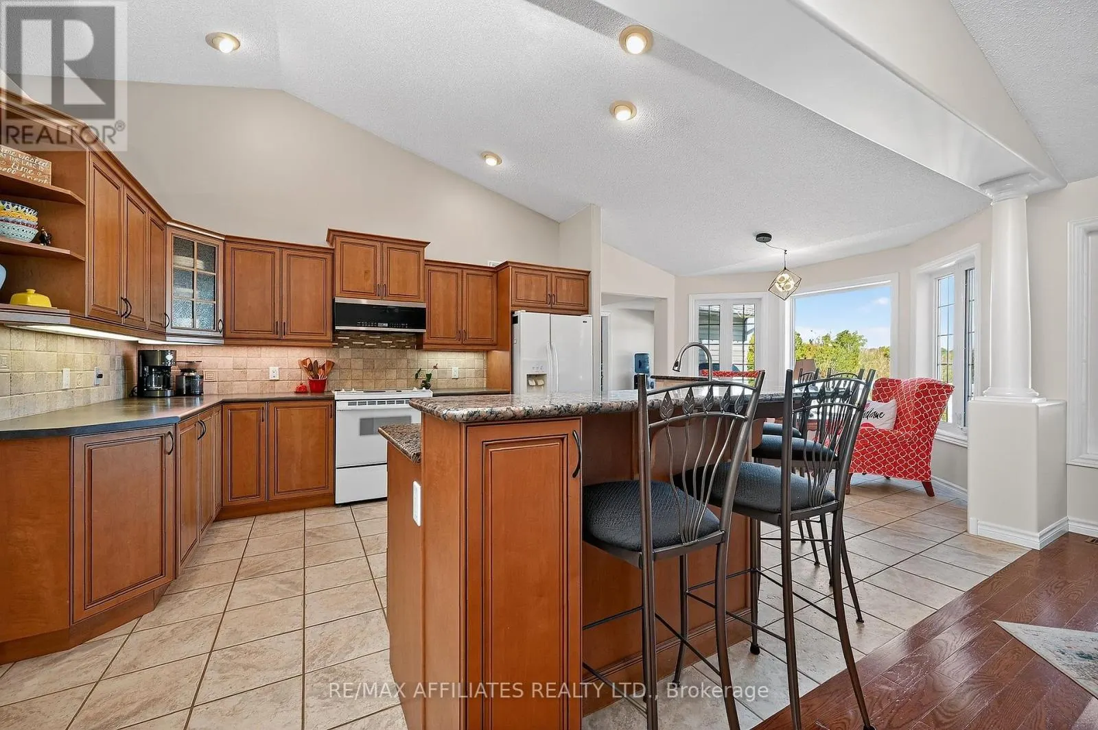 8 HORACE DRIVE