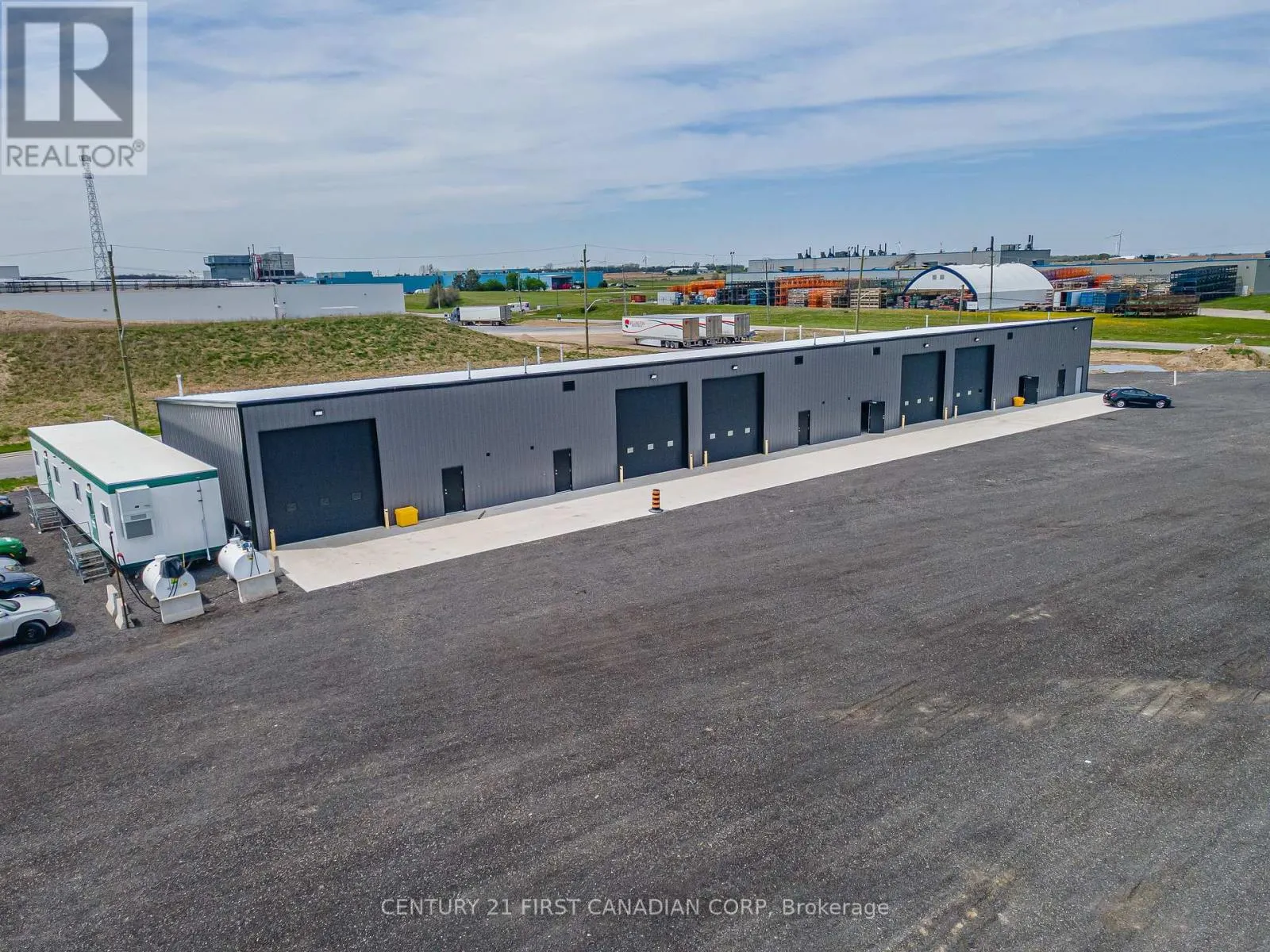 2 - 869 WRIGHT STREET, #2