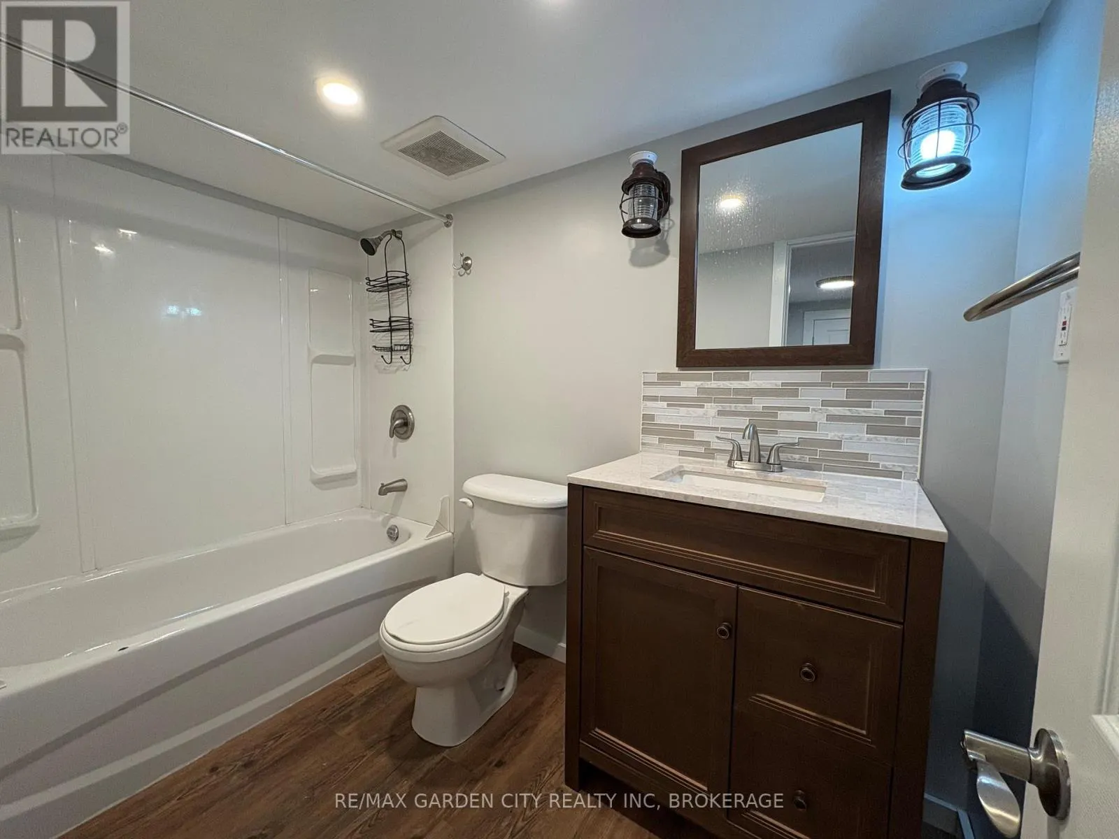 7 - 1419 PELHAM STREET, #7