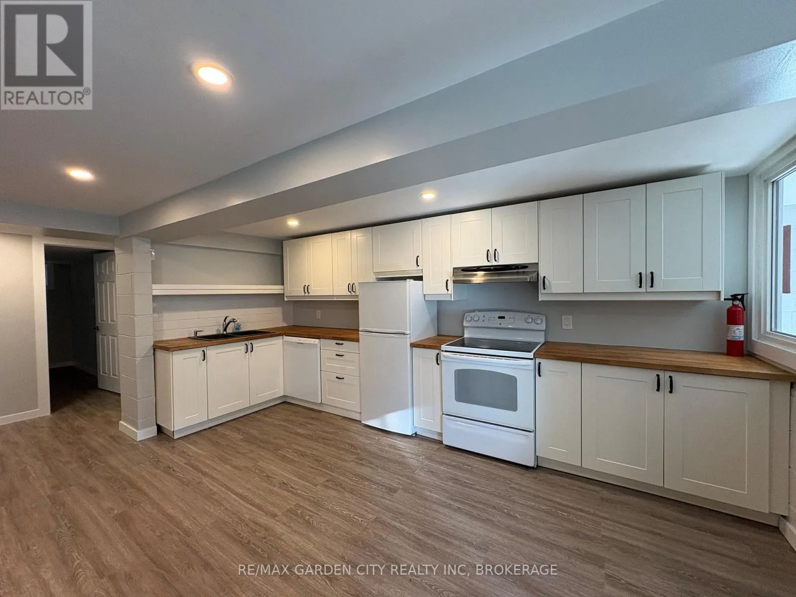 7 - 1419 PELHAM STREET, #7