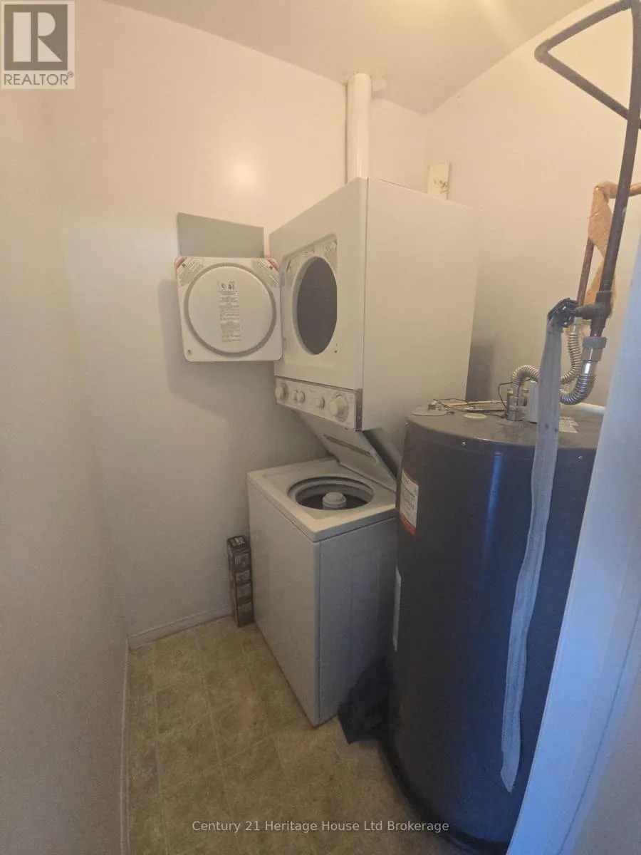 46 - 56 HIAWATHA ROAD, #46