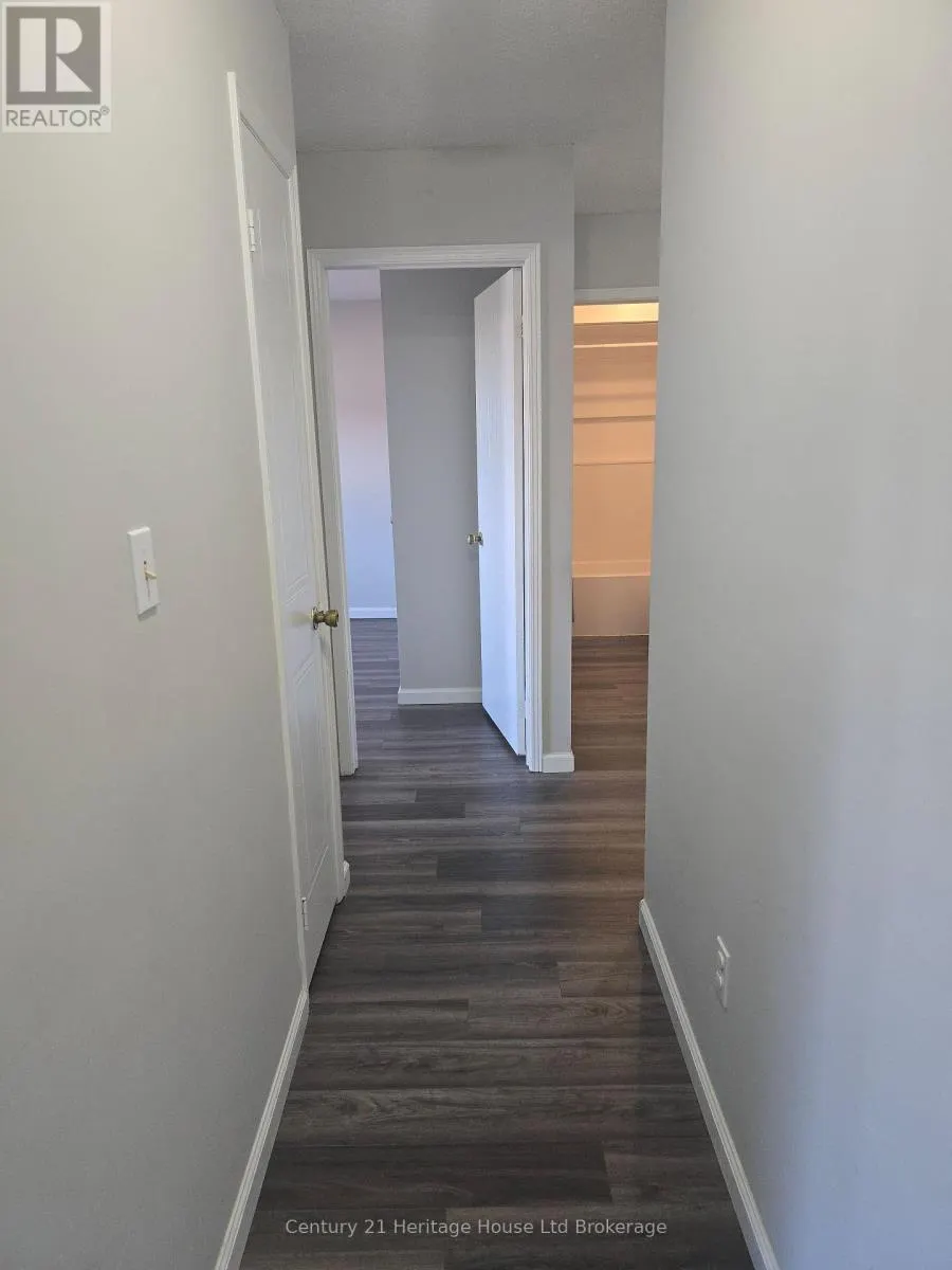 46 - 56 HIAWATHA ROAD, #46