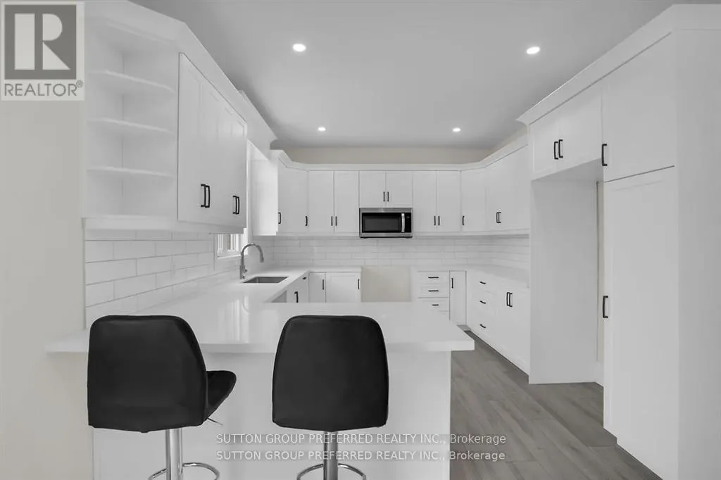 2 BOUW PLACE