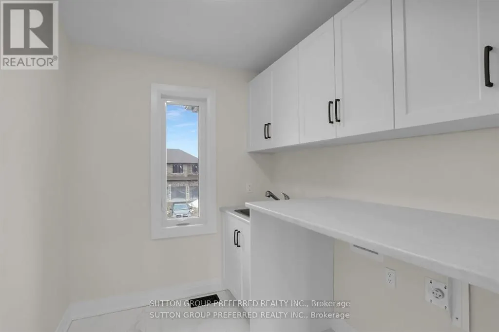 2 BOUW PLACE