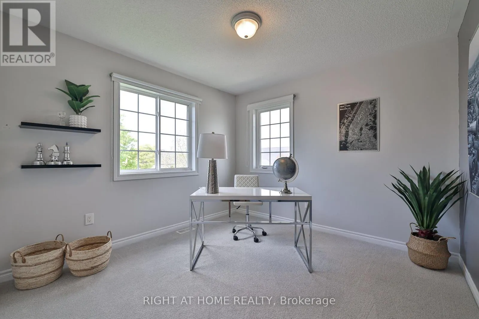 823 GREENLY DRIVE