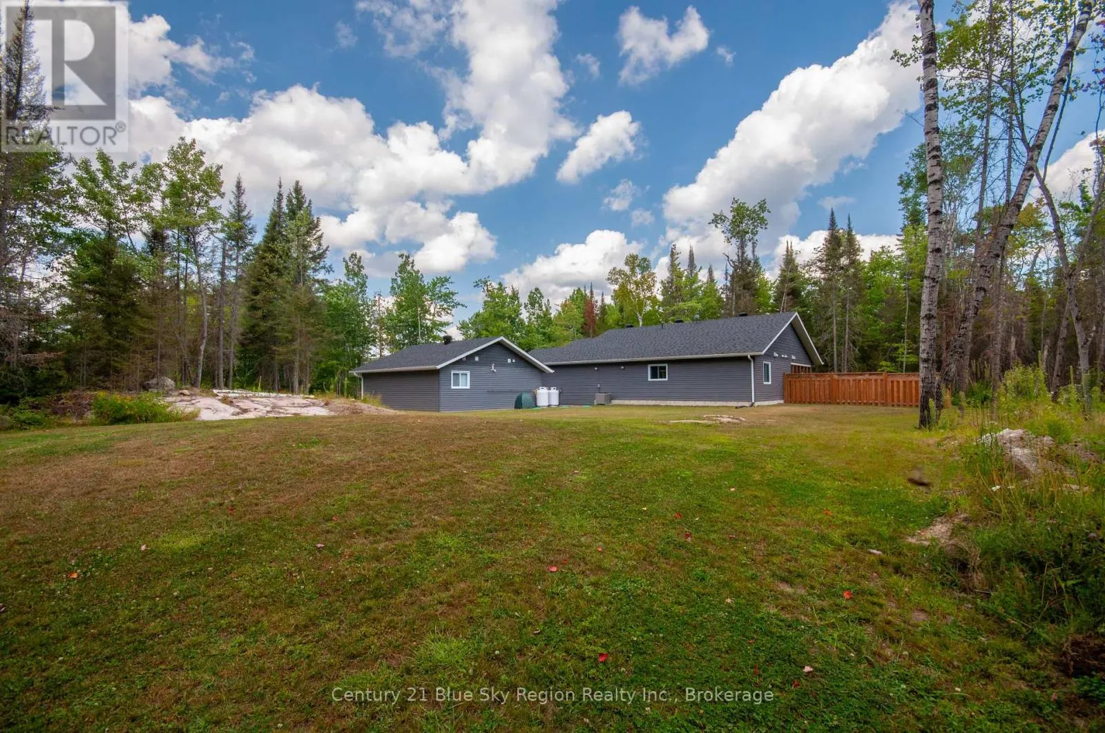 844 MACPHERSON DRIVE