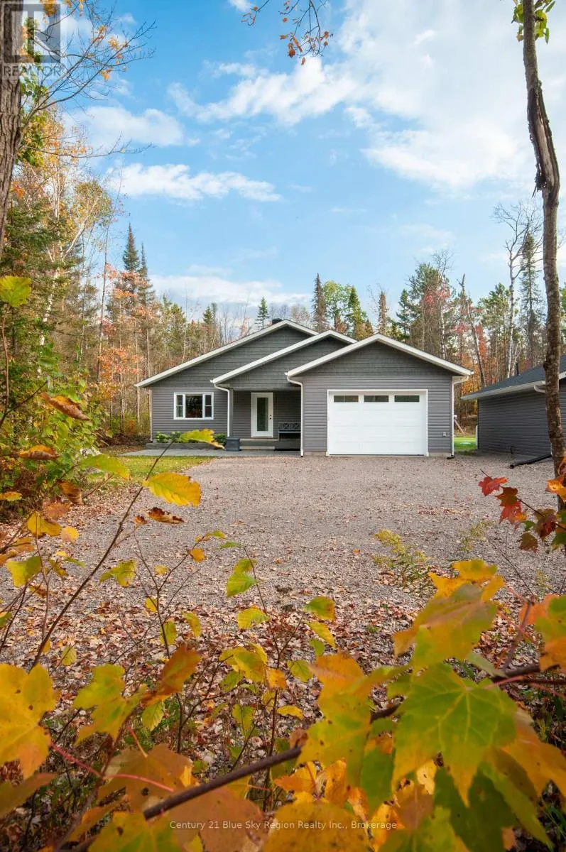 844 MACPHERSON DRIVE