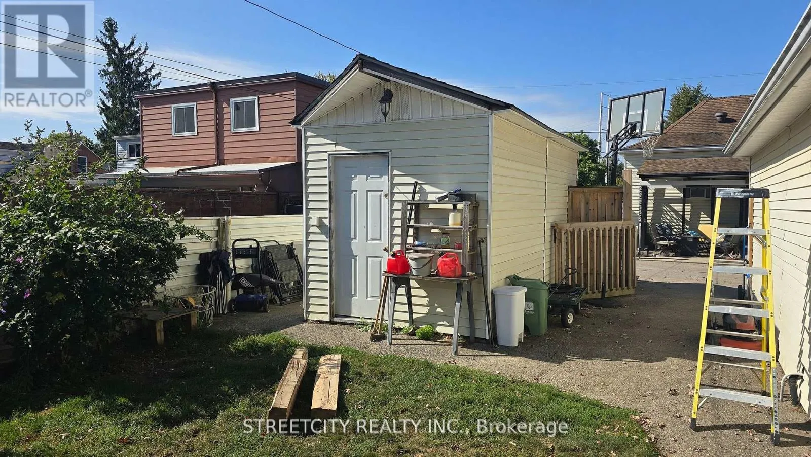 244 VANCOUVER STREET