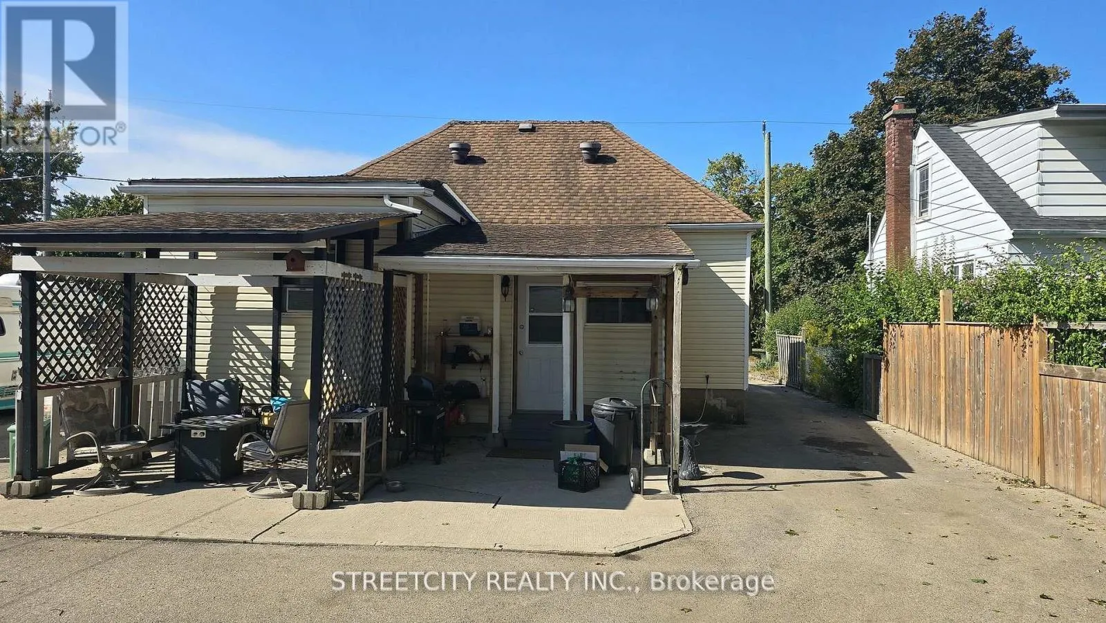 244 VANCOUVER STREET