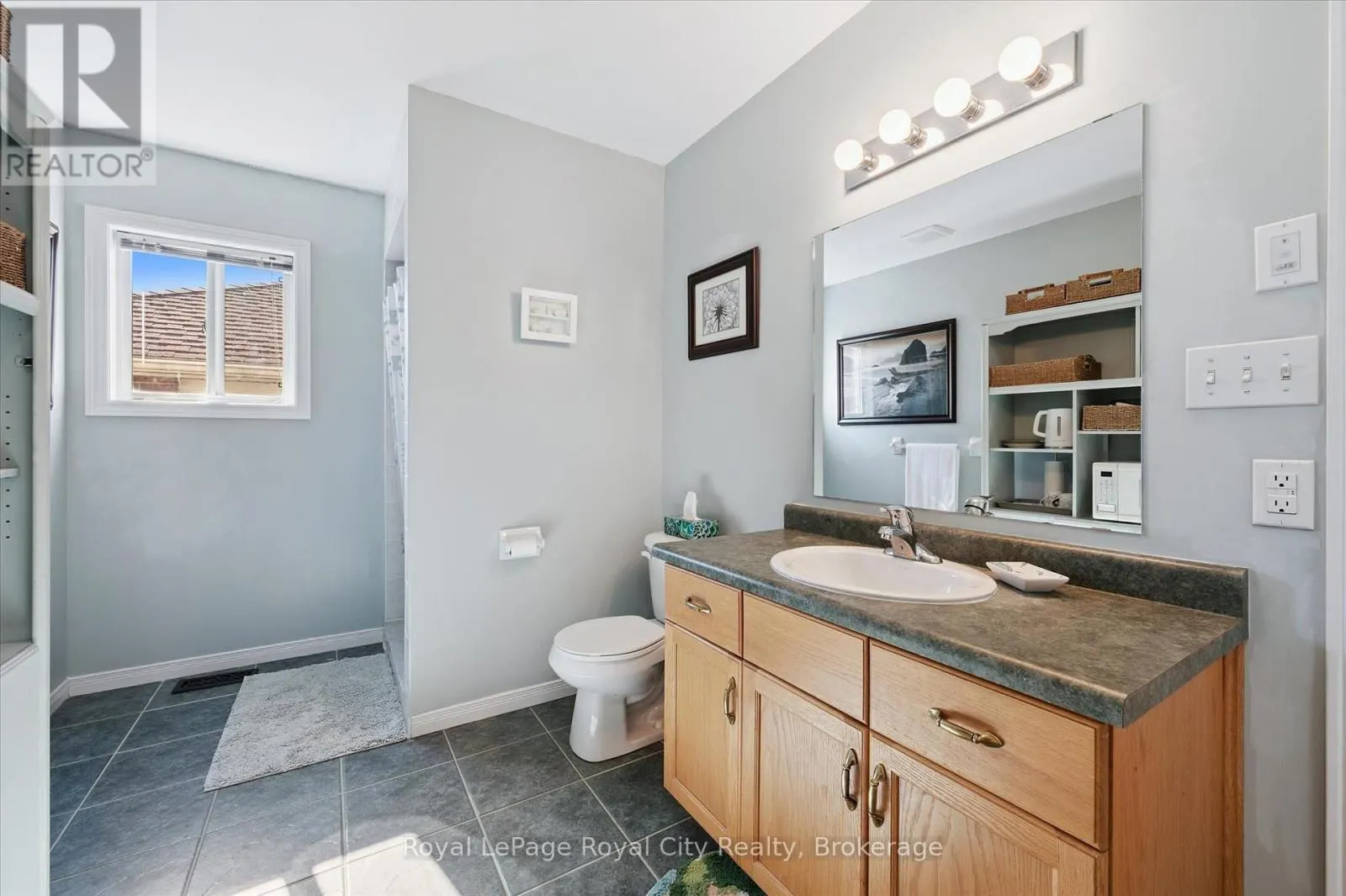 37 SHACKLETON DRIVE