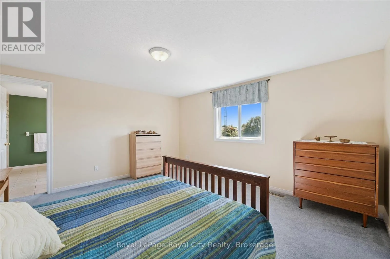 37 SHACKLETON DRIVE