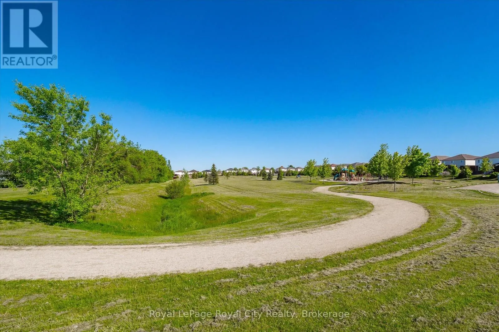 37 SHACKLETON DRIVE