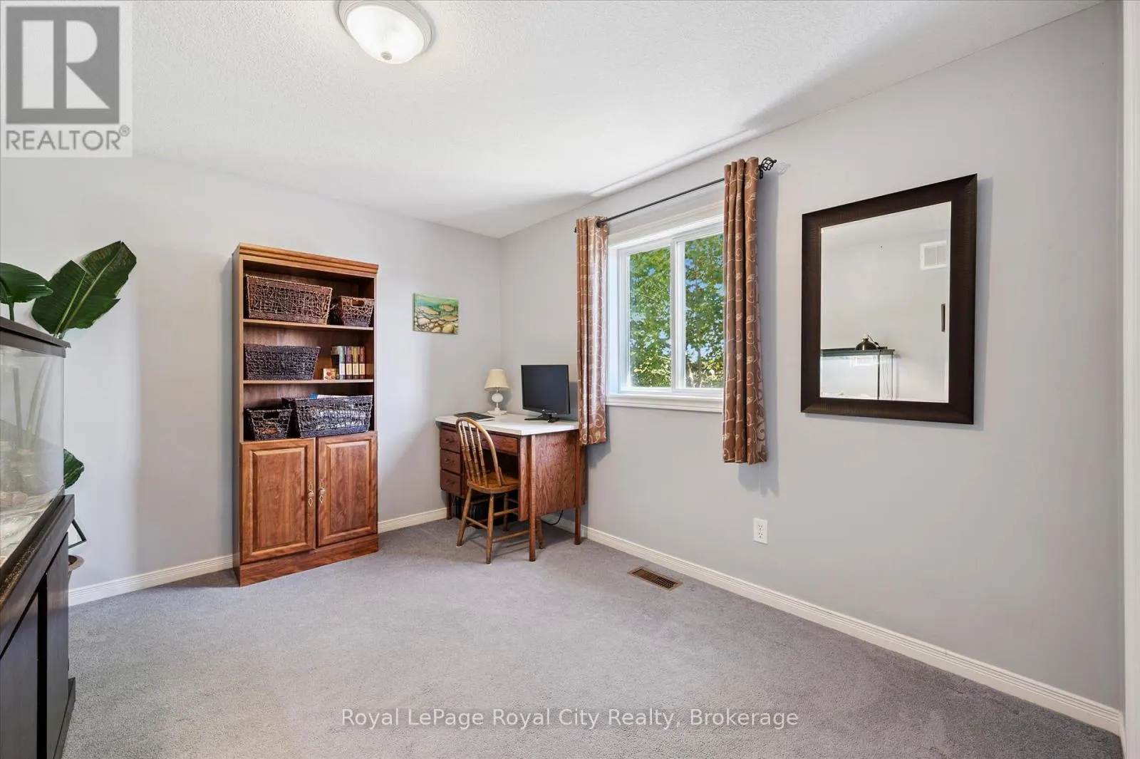 37 SHACKLETON DRIVE
