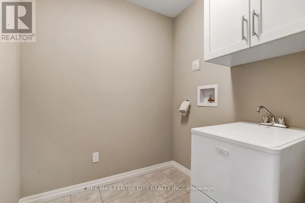 8 - 234 PEACH TREE BOULEVARD, #8