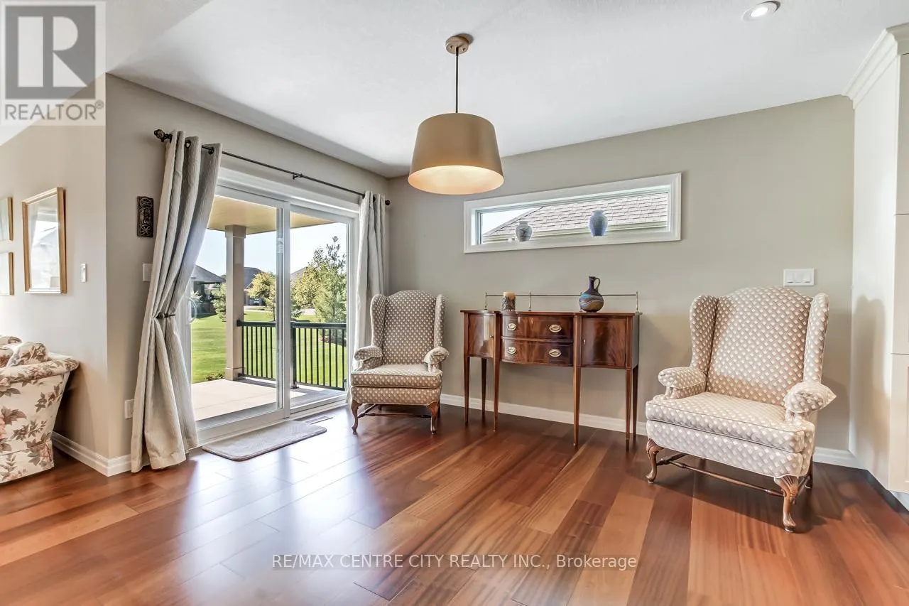 8 - 234 PEACH TREE BOULEVARD, #8