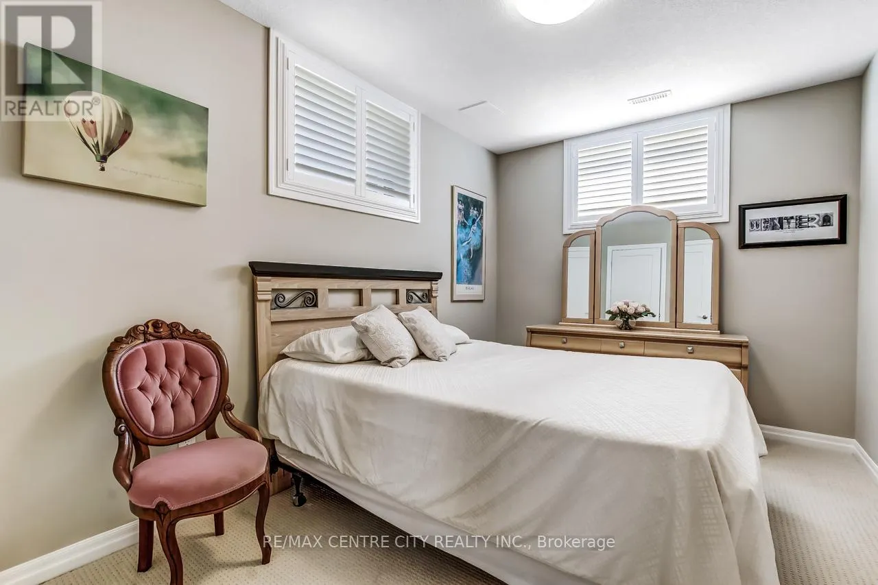 8 - 234 PEACH TREE BOULEVARD, #8
