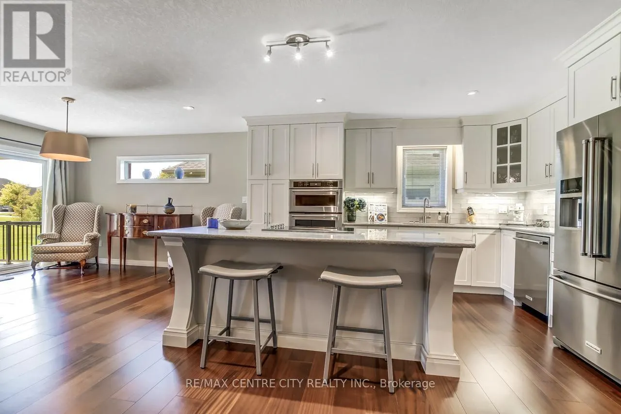 8 - 234 PEACH TREE BOULEVARD, #8