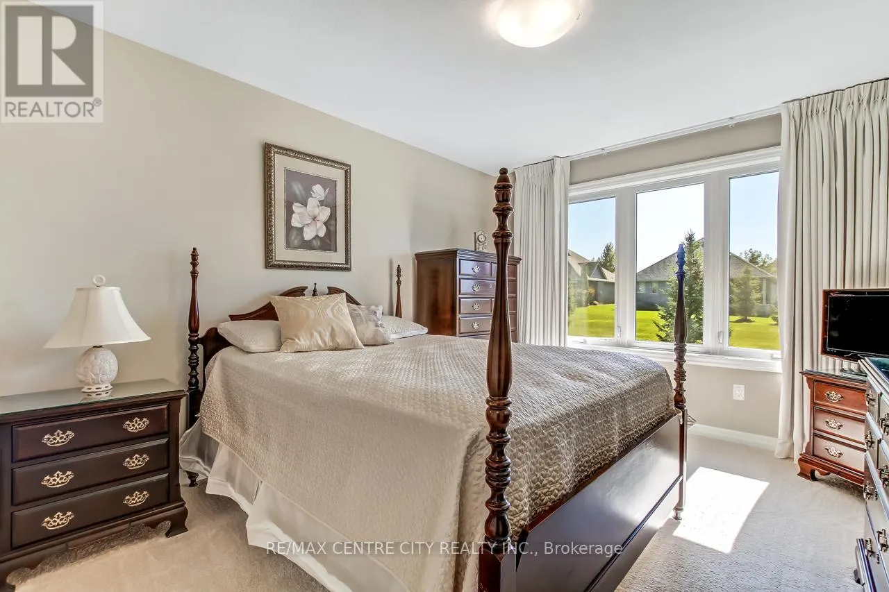 8 - 234 PEACH TREE BOULEVARD, #8