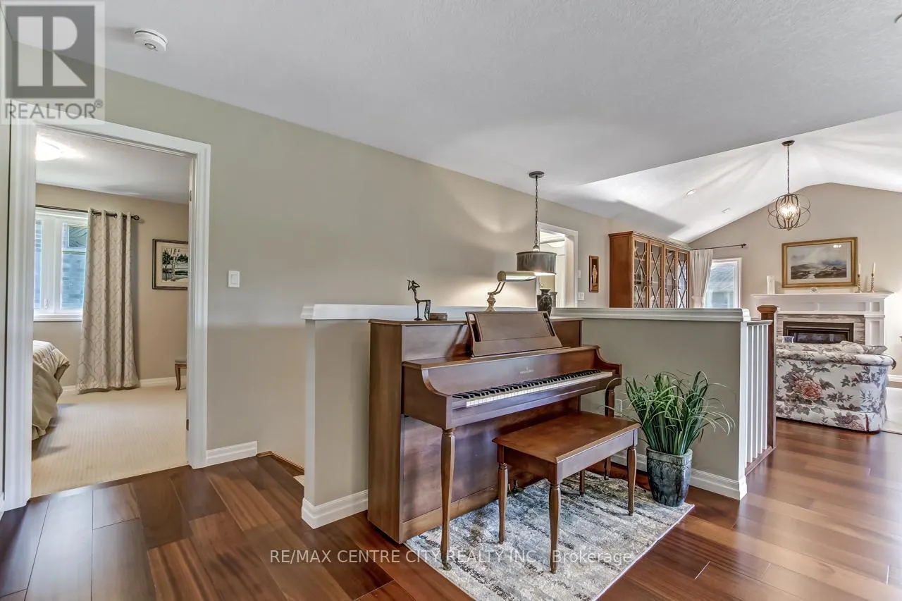 8 - 234 PEACH TREE BOULEVARD, #8