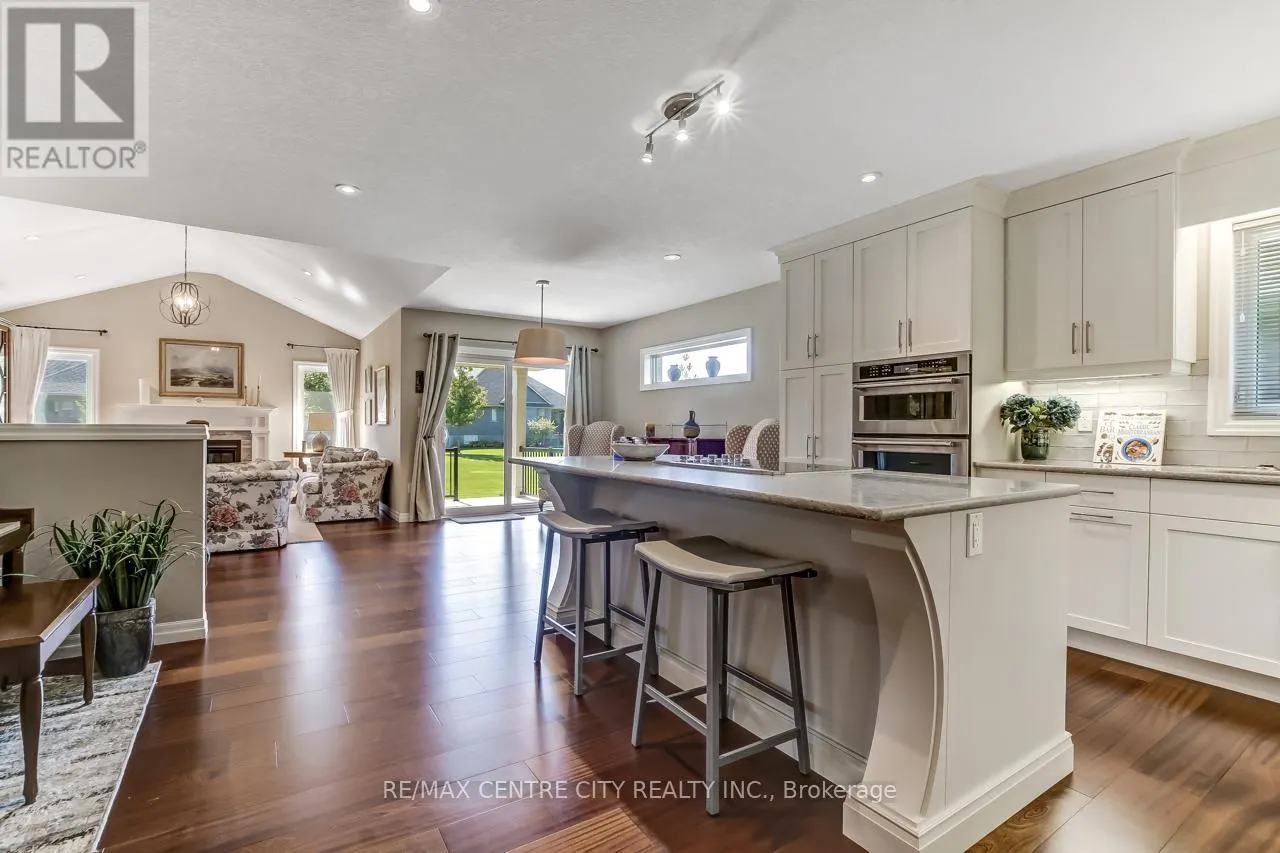 8 - 234 PEACH TREE BOULEVARD, #8