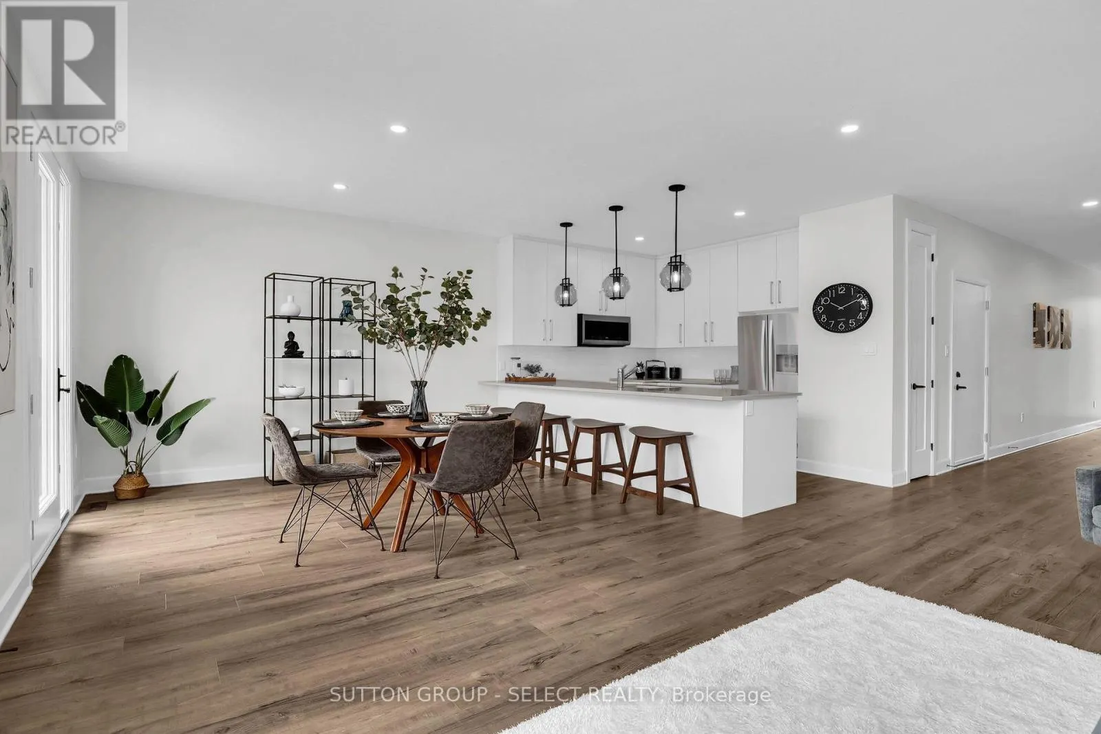 203 - 175 DOAN DRIVE, #203