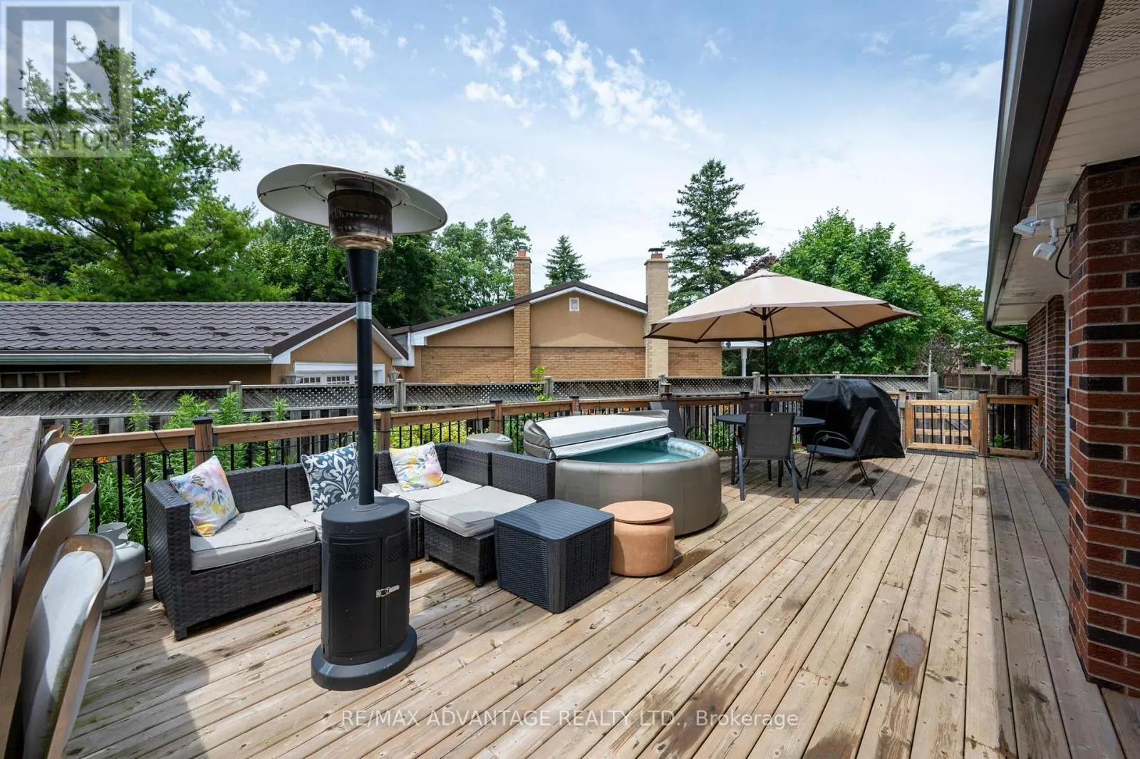 144 ANTRIM CRESCENT