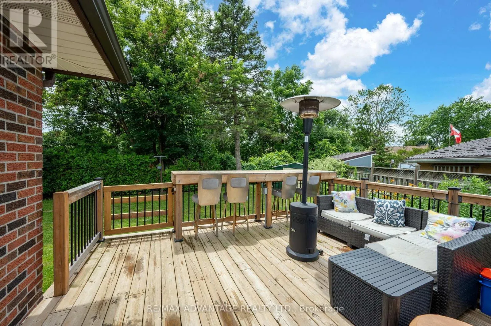 144 ANTRIM CRESCENT