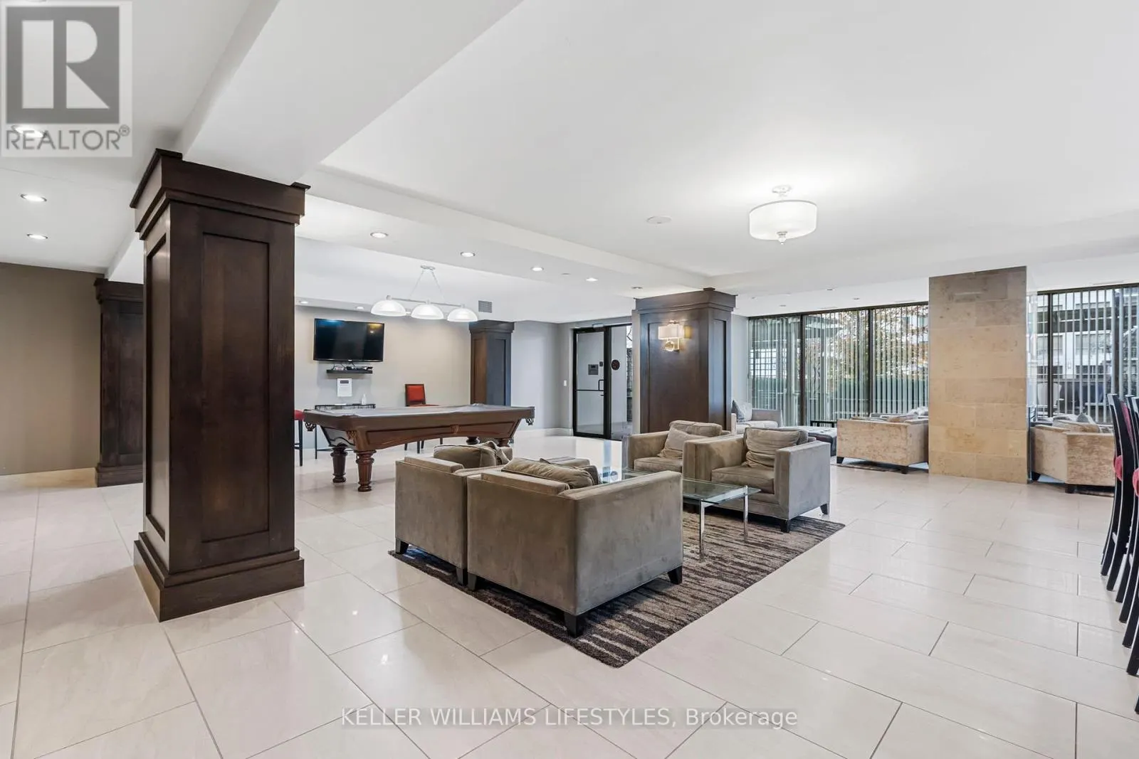 1210 - 330 RIDOUT STREET N, #1210