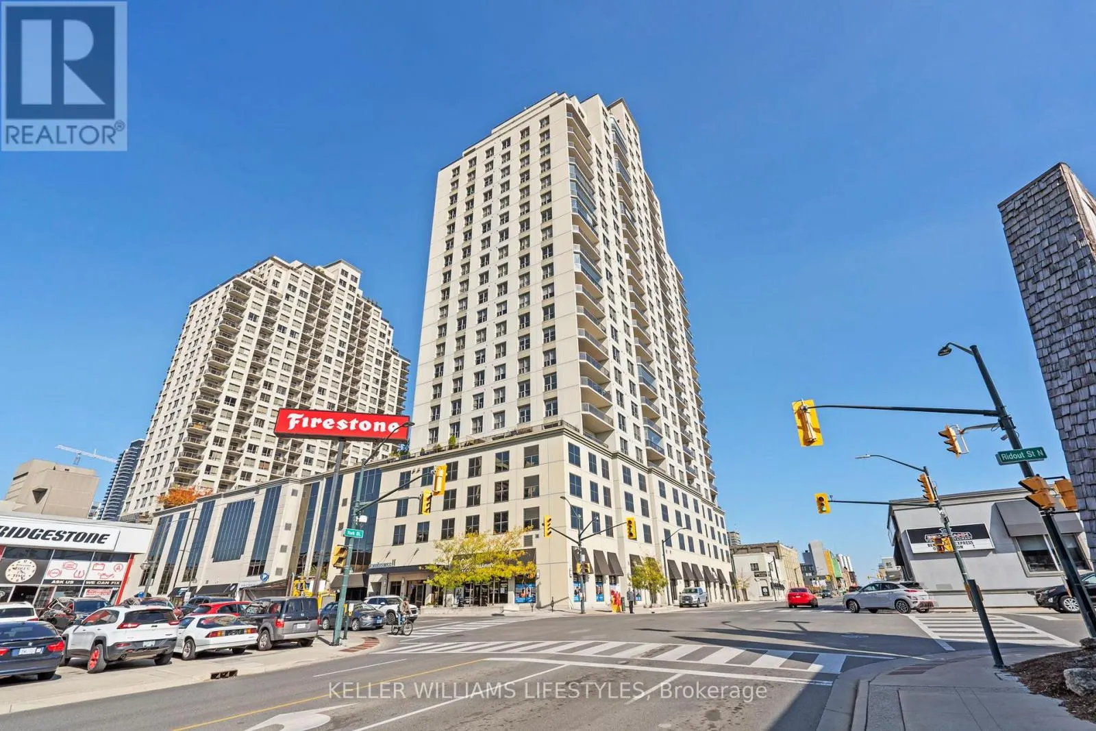 1210 - 330 RIDOUT STREET N, #1210