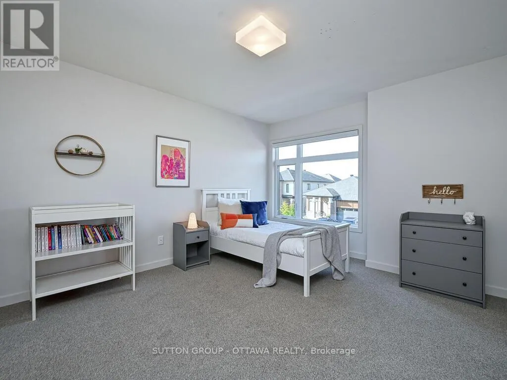 732 WOOLER PLACE