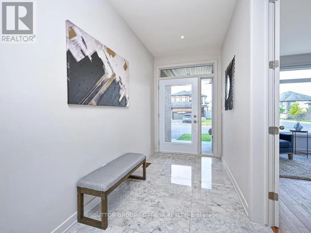 732 WOOLER PLACE