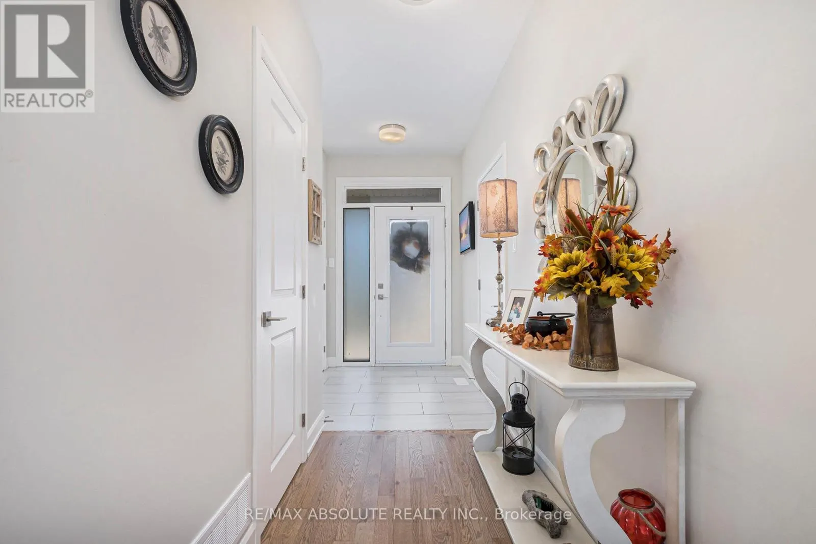 16B COCKBURN STREET