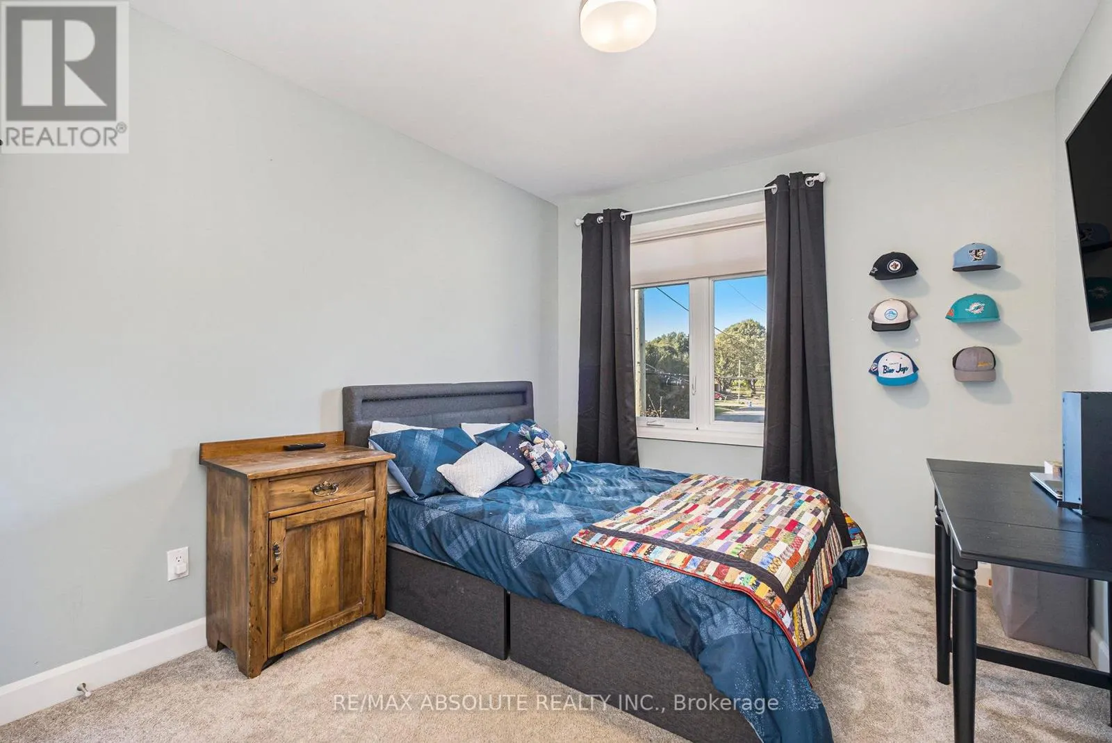 16B COCKBURN STREET