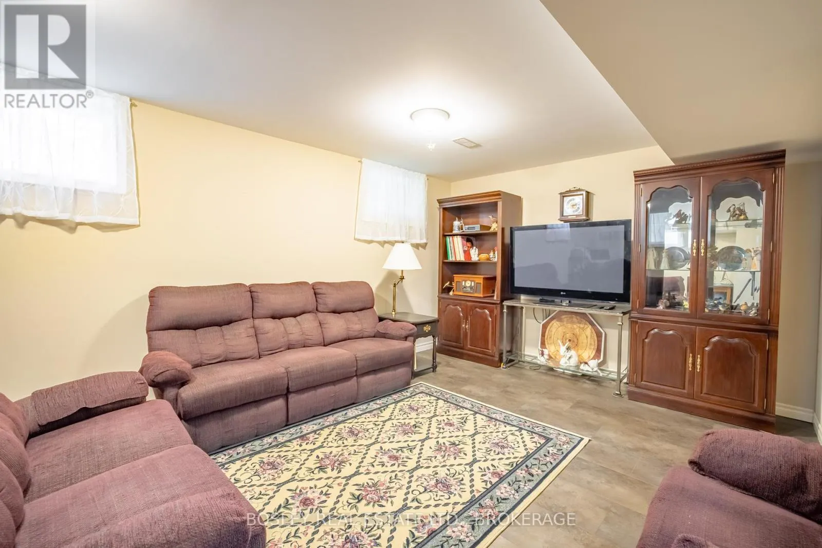 16 - 409 NIAGARA STREET, #16