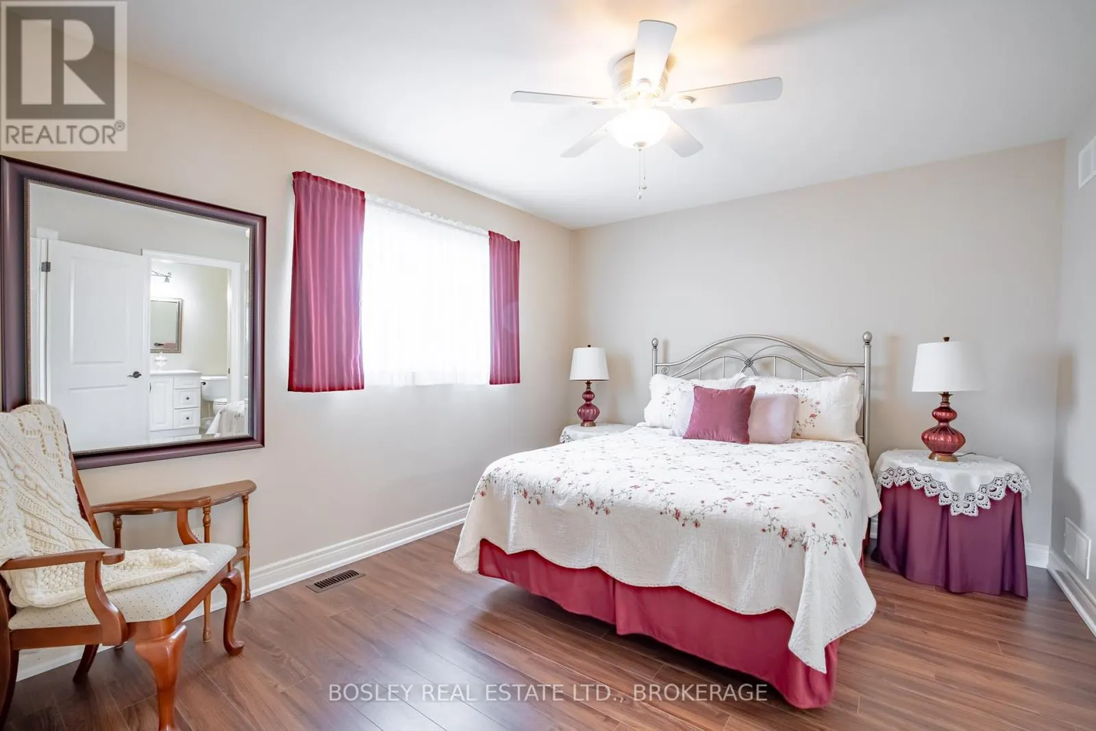 16 - 409 NIAGARA STREET, #16