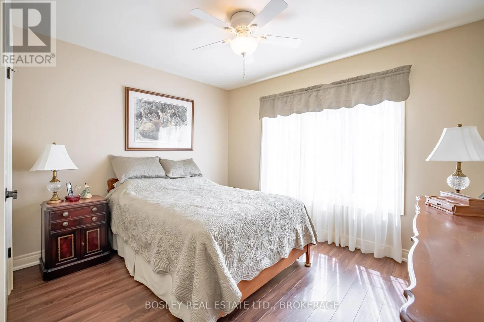 16 - 409 NIAGARA STREET, #16